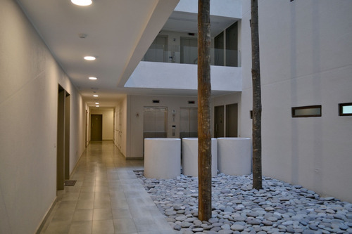 Arriendo Departamento O 2D en suite 2B 1E Metro Hernando de Magallanes - Las Condes