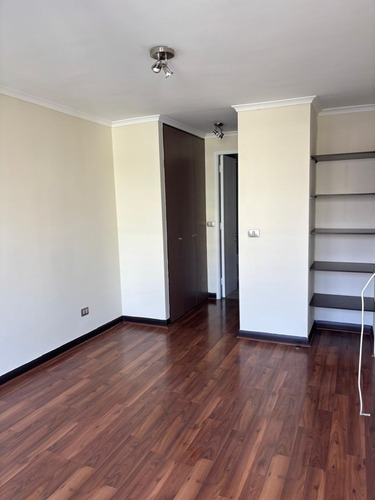 Arriendo Departamento O 2D en suite Walk-in cl&oacute;set 2B 1E 1B Metro Manquehue - Apumanque - Las Condes