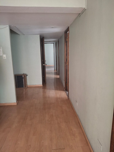 Venta Oficina NO 2B 1E 1B Barrio El Golf - Las Condes