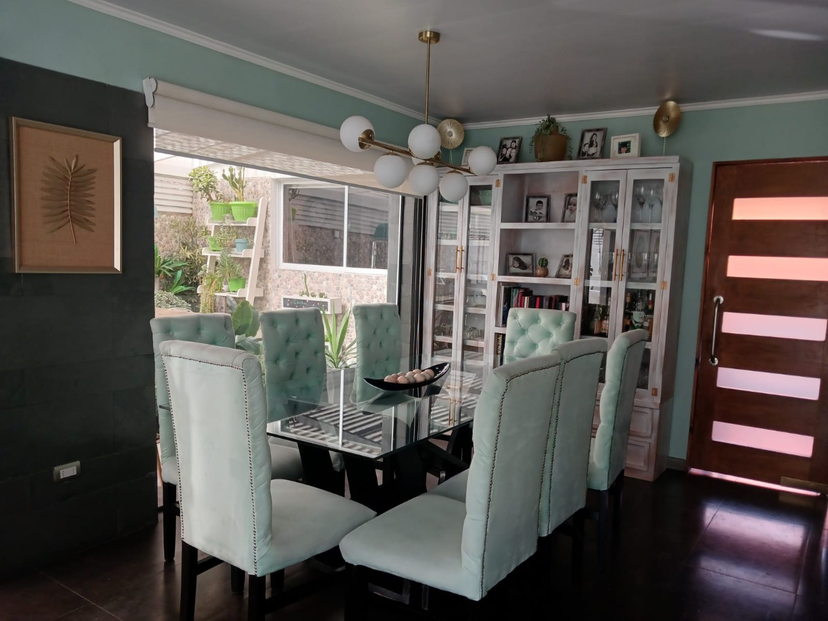 Venta Casa P 4D en suite 4B 1E 2Bd Metro Hernando de Magallanes - Las Condes