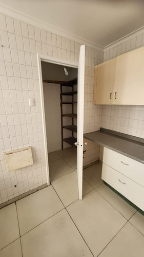 Arriendo Casa 4D 3B 2E 1B Alto Las Condes - Las Condes