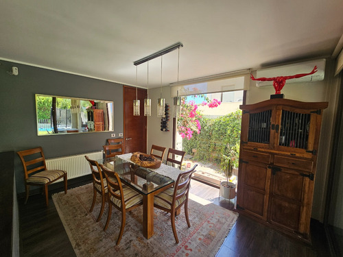 Arriendo Casa 4D Walk-in cl&oacute;set 3B 3E 1B Chicureo - Colina