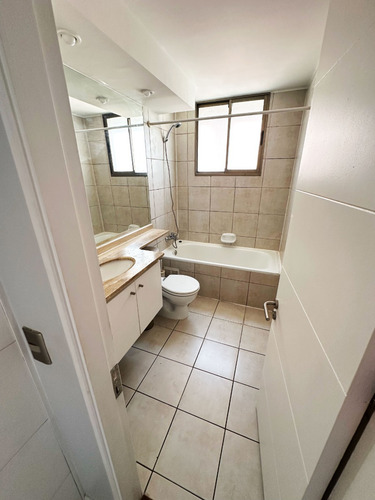 Arriendo Departamento 3D en suite Walk-in cl&oacute;set 2B 1E Metro Monse&ntilde;or Eyzaguirre - &Ntilde;u&ntilde;oa