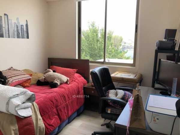 Venta Casa NO 5D en suite Walk-in cl&oacute;set 4B 5E 1Bd Chicureo - Colina