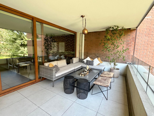 Venta Departamento O 5D en suite 5B 2E 2B Jard&iacute;n Del Este - Vitacura