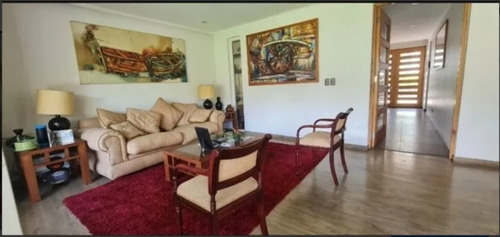 Arriendo Casa NOSP 5D en suite Walk-in cl&oacute;set 4B 3E 1B Carlos Ossand&oacute;n - La Reina