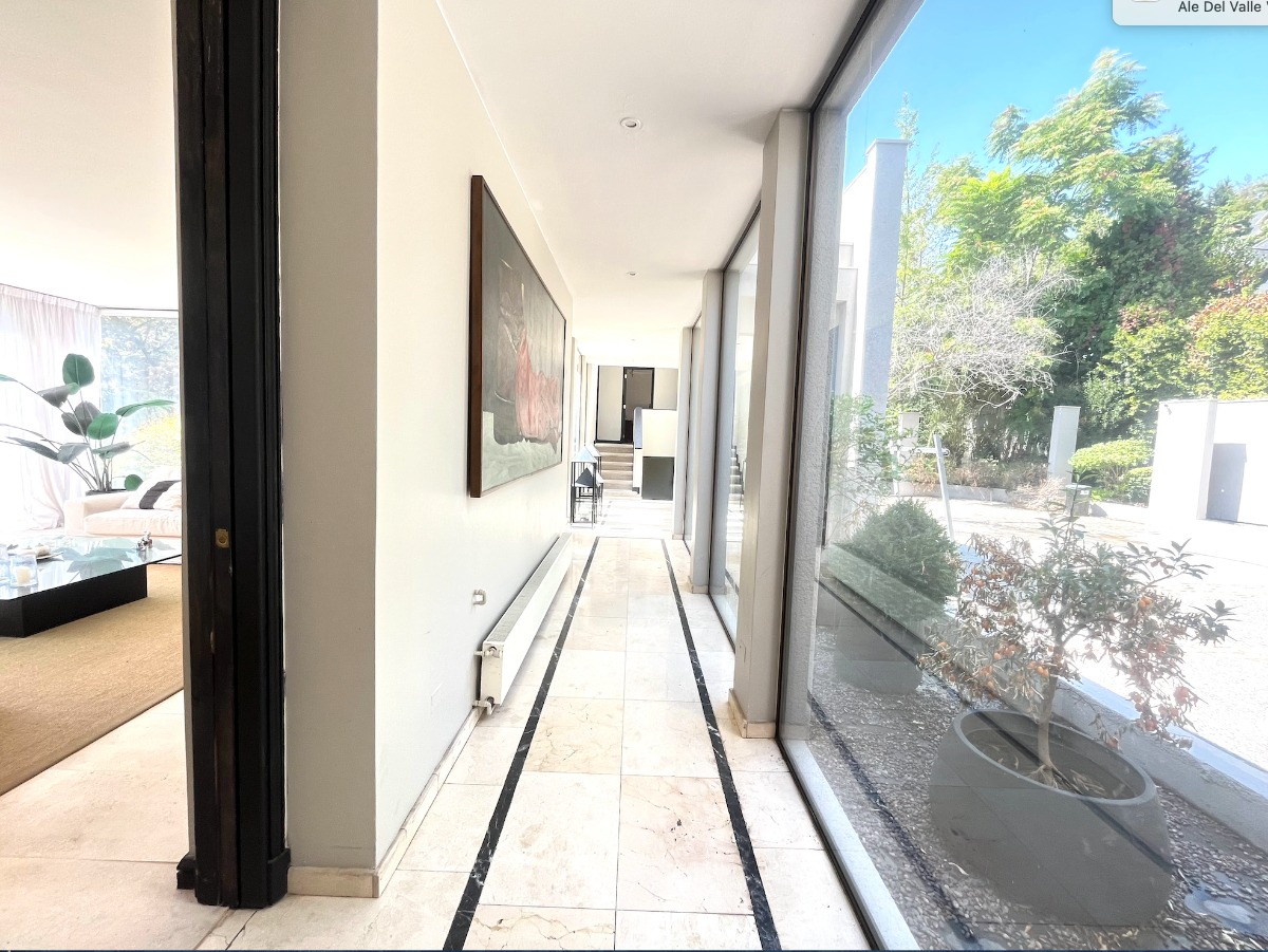 Venta Casa NO 5D en suite Walk-in cl&oacute;set 4B 9E 3Bd El Huinganal - Lo Barnechea