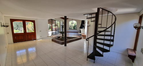 Venta Casa NOSP 5D 4B 4E 3B El Array&aacute;n - Lo Barnechea