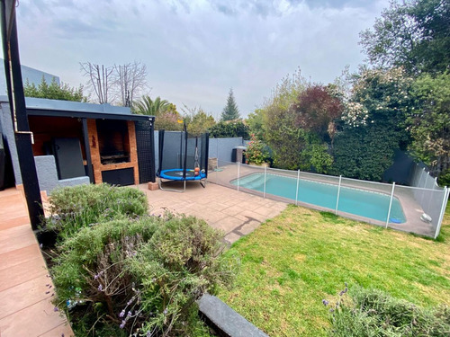 Arriendo Casa NO 5D en suite Walk-in cl&oacute;set 5B 3E Los Dominicos - Las Condes