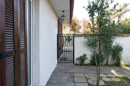 Arriendo Casa NP 3D 2B 3E 1B Blest Gana - La Reina