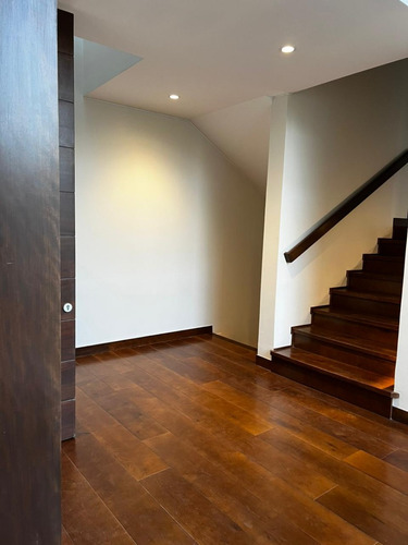 Venta Casa SO 5D 6B 7E 3B Los Trapenses - Lo Barnechea