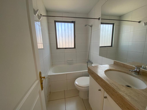 Arriendo Departamento SP 5D en suite Walk-in cl&oacute;set 4B 2E Valle Escondido - Lo Barnechea