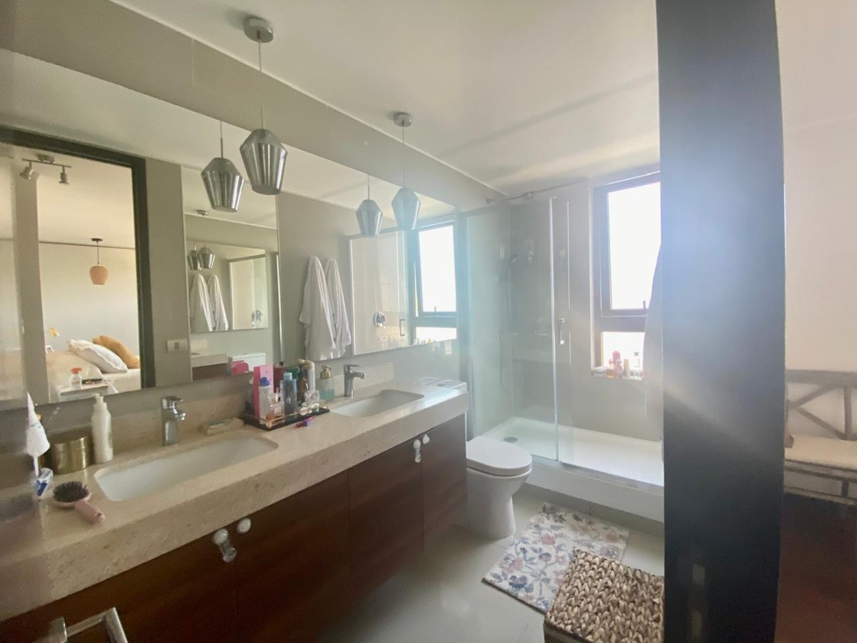 Arriendo Departamento NO 3D en suite Walk-in cl&oacute;set 3B 2E 1Bd Tabancura - Vitacura