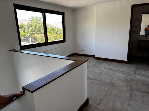 Arriendo Casa 4D 4B 4E 1B Chicureo - Colina