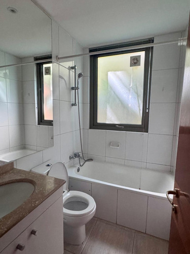 Arriendo Departamento NP 4D en suite Walk-in cl&oacute;set 4B 2E 1B Santa Mar&iacute;a de Manquehue - Vitacura