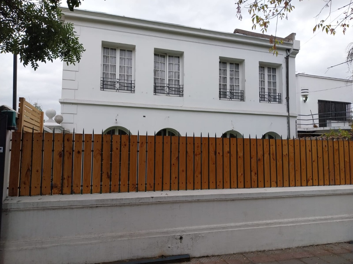 Arriendo Casa P 6D 3B 3E 1Bd Manuel Montt - Providencia