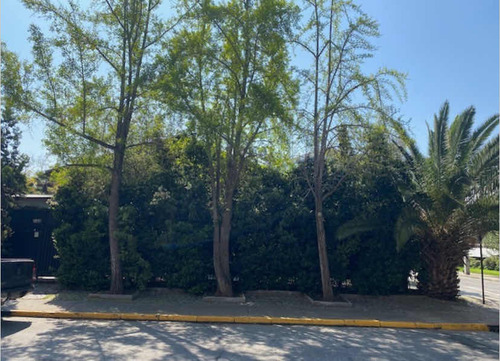 Arriendo Casa NO 6D en suite Walk-in cl&oacute;set 5B 4E 2B Jard&iacute;n Del Este - Vitacura