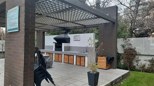 Arriendo Departamento 2D en suite Walk-in cl&oacute;set 2B 1E 1B Rotonda Atenas - Las Condes