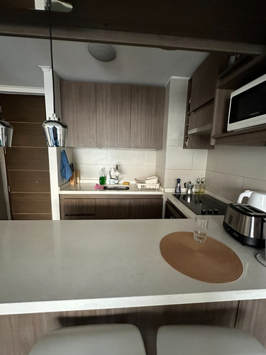 Arriendo Departamento 2D en suite 2B 1E Parque Arauco - Las Condes