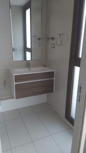 Arriendo Departamento 3D 2B 2E 1B Rotonda Atenas - Las Condes