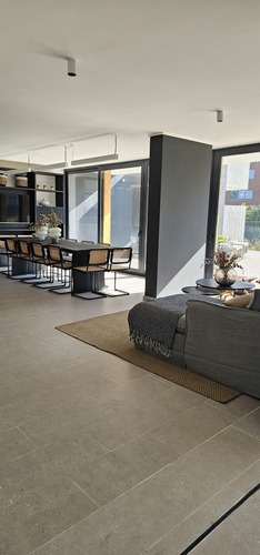 Arriendo Departamento NO 2D en suite Walk-in cl&oacute;set 2B 2E 1B La Dehesa - Lo Barnechea