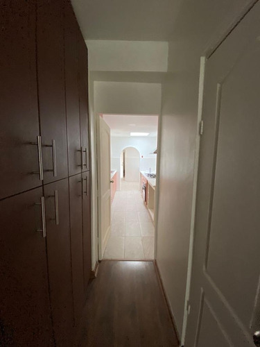 Venta Casa SO 4D 3B 1E 1B Salvador - Providencia