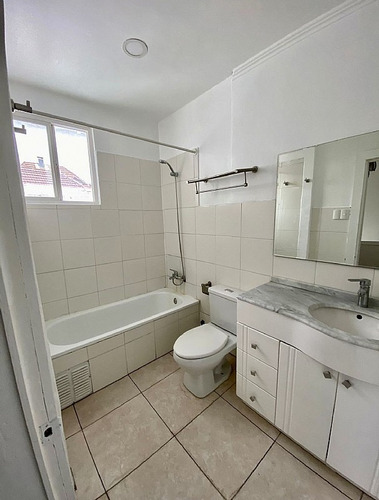 Arriendo Casa SO 5D 3B 1E 1B Salvador - Providencia