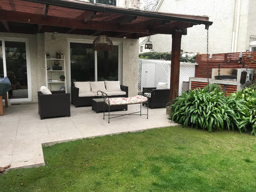 Venta Casa NO 4D en suite 3B 3E Estoril - Las Condes