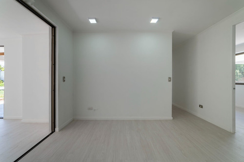 Venta Casa 3D en suite Walk-in cl&oacute;set 3B 4E 1B Chicureo - Colina