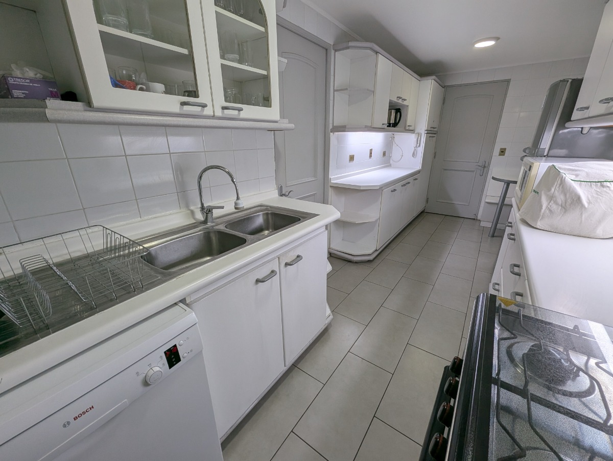 Venta Departamento N 4D en suite Walk-in cl&oacute;set 4B 1E 1Bd Tabancura - Vitacura