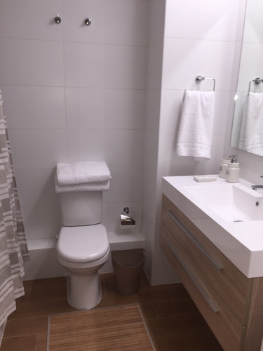 Arriendo Departamento S 2D en suite Walk-in cl&oacute;set 2B 1E 1B P&iacute;o XI - Vitacura