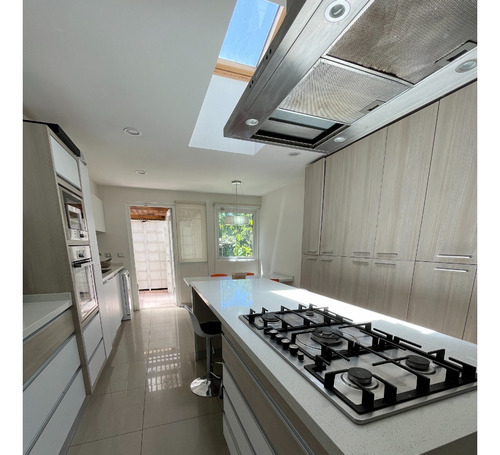 Venta Casa O 7D en suite Walk-in cl&oacute;set 6B 5E 1B Los Trapenses - Lo Barnechea