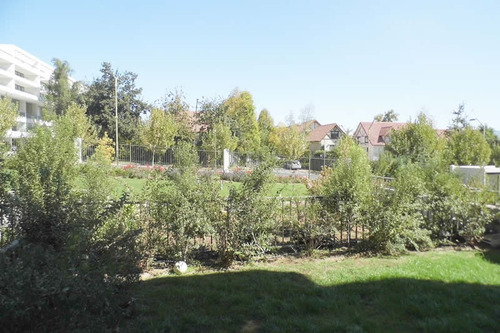 Venta Departamento N 2D en suite Walk-in cl&oacute;set 2B 1E 1B San Carlos de Apoquindo - Las Condes