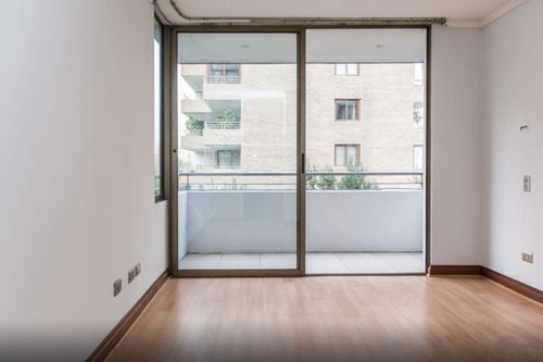 Venta Departamento SO 3D en suite Walk-in cl&oacute;set 3B 1E 1B Parque Arauco - Las Condes