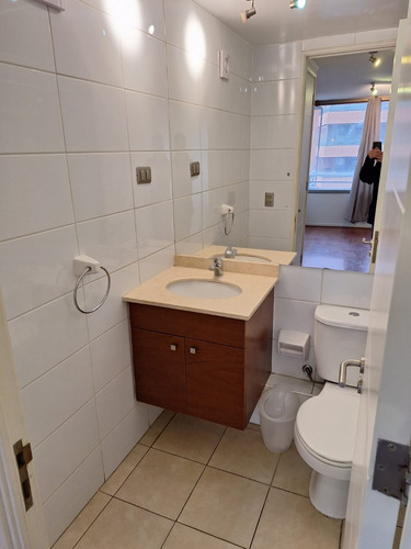 Arriendo Departamento 2D en suite Walk-in cl&oacute;set 2B 1E 1B Metro Manquehue - Apumanque - Las Condes