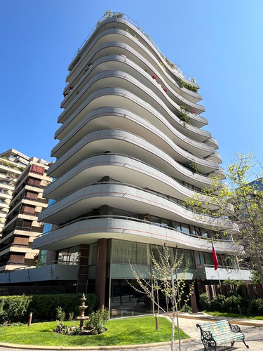 Arriendo Departamento 6D en suite Walk-in cl&oacute;set 5B 2E 1B Barrio El Golf - Las Condes