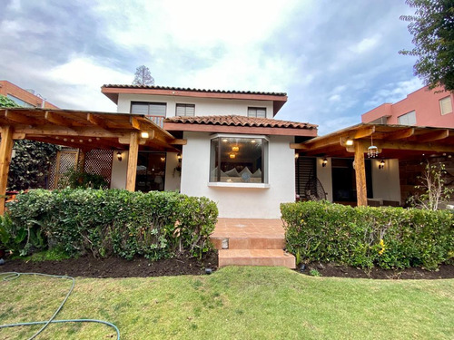 Arriendo Casa 5D 3B 1E 1B Los Dominicos - Las Condes