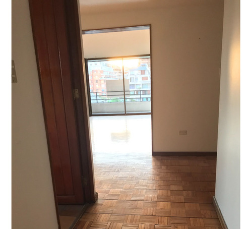 Arriendo Departamento NP 4D en suite 3B 2E 1B Barrio El Golf - Las Condes