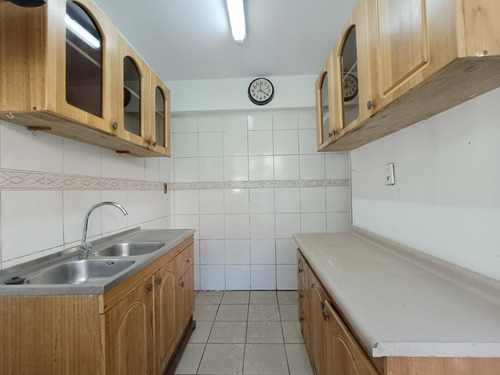 Venta Departamento O 3D 2B 1B Barrio Italia - Providencia