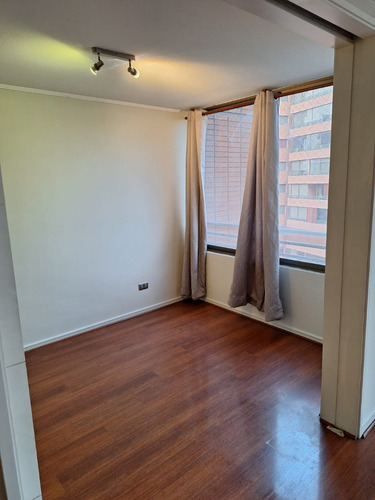 Arriendo Departamento 2D en suite Walk-in cl&oacute;set 2B 1E 1B Metro Manquehue - Apumanque - Las Condes