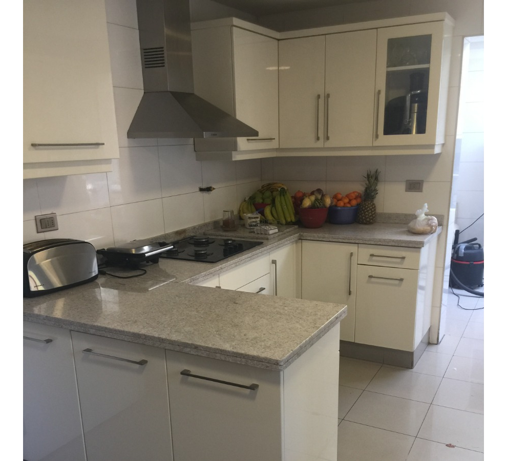 Venta Casa NO 5D en suite Walk-in cl&oacute;set 4B 3E 3Bd Los Dominicos - Las Condes