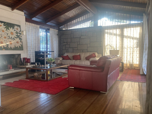 Venta Casa NO 4D en suite 3B 3E 1B Estadio Manquehue - Vitacura