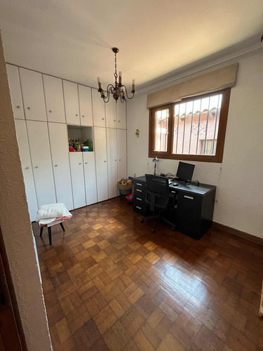 Venta Casa NO 5D en suite Walk-in cl&oacute;set 5B 6E 2B Carlos Ossand&oacute;n - La Reina