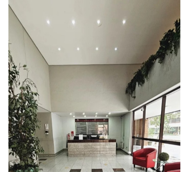 Arriendo Oficina NO 2B 2E 2Bd Centro Financiero - Las Condes