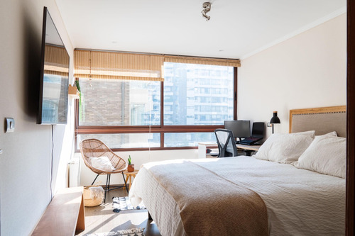 Arriendo Departamento N 2D en suite Walk-in cl&oacute;set 2B 2E 1B Los Leones - Providencia