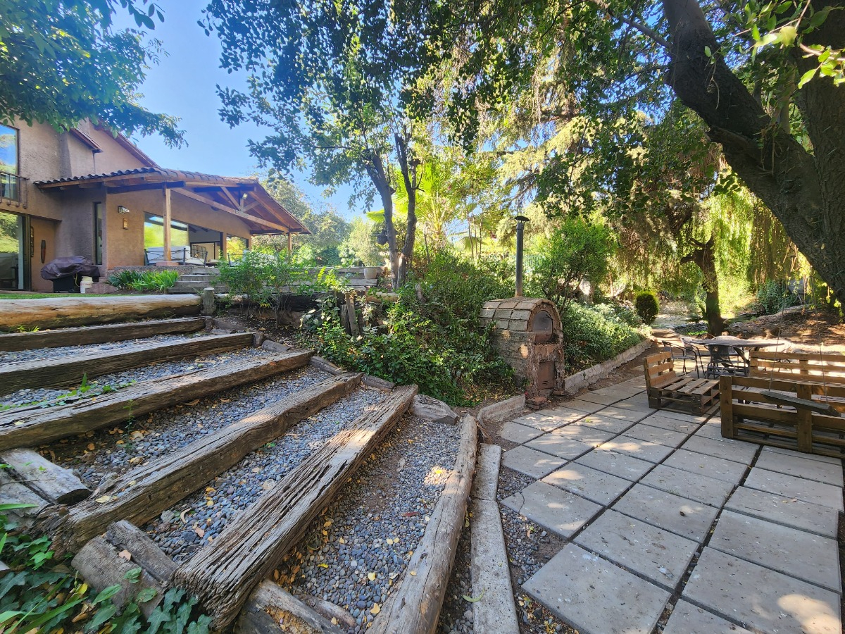 Venta Casa NO 6D en suite Walk-in cl&oacute;set 5B 6E 2Bd El Huinganal - Lo Barnechea