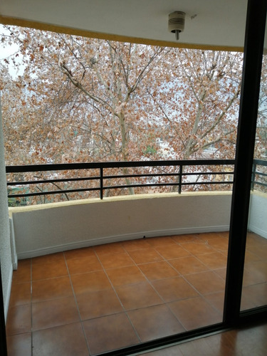 Arriendo Departamento 3D en suite 2B 1E 1B Campus Oriente - Providencia