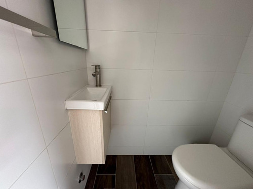 Arriendo Casa 6D en suite Walk-in cl&oacute;set 4B 4E 1B Metro Manquehue - Apumanque - Las Condes