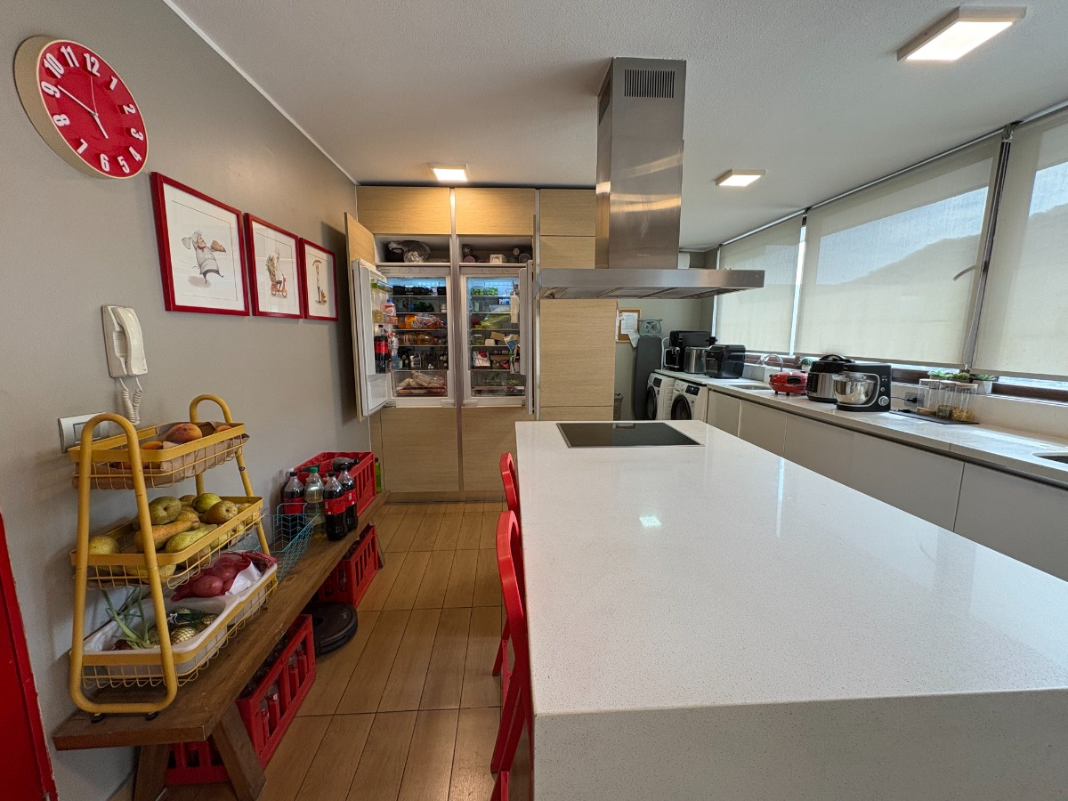 Venta Departamento NO 3D en suite Walk-in cl&oacute;set 3B 2E 1Bd Tabancura - Vitacura