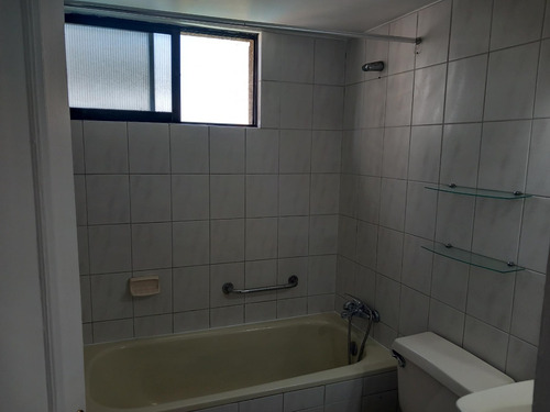 Arriendo Departamento NOSP 3D en suite 3B 1E 1B Metro Manquehue - Apumanque - Las Condes